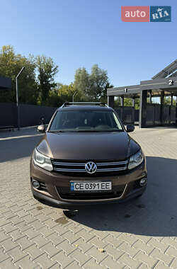 Позашляховик / Кросовер Volkswagen Tiguan 2013 в Чернівцях