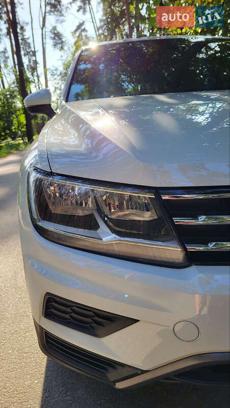 Внедорожник / Кроссовер Volkswagen Tiguan 2018 в Киеве