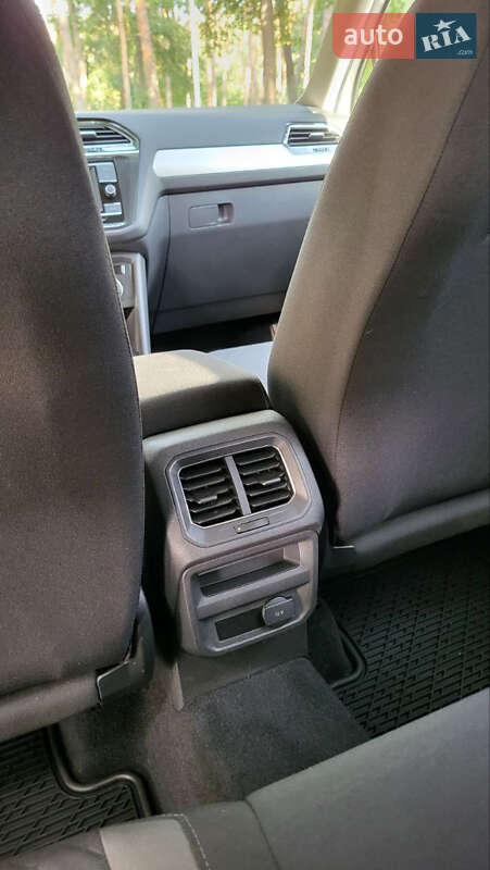 Внедорожник / Кроссовер Volkswagen Tiguan 2018 в Киеве