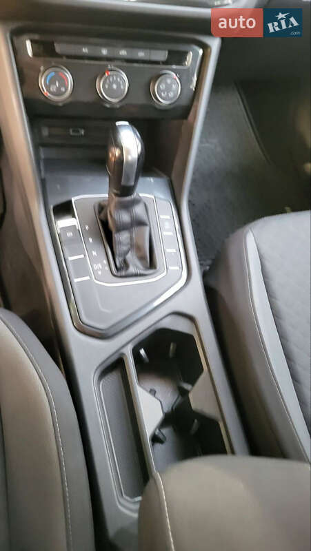 Внедорожник / Кроссовер Volkswagen Tiguan 2018 в Киеве