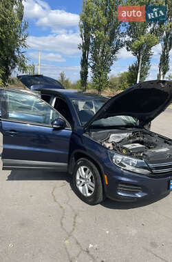 Внедорожник / Кроссовер Volkswagen Tiguan 2013 в Кривом Роге