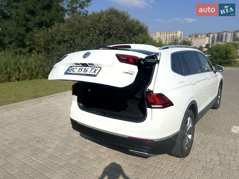 Внедорожник / Кроссовер Volkswagen Tiguan 2018 в Львове