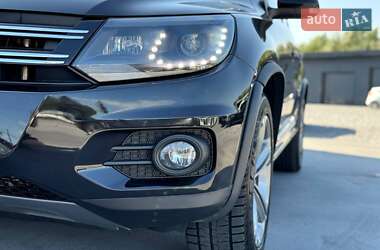 Внедорожник / Кроссовер Volkswagen Tiguan 2016 в 