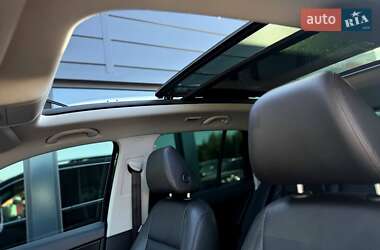 Внедорожник / Кроссовер Volkswagen Tiguan 2016 в 
