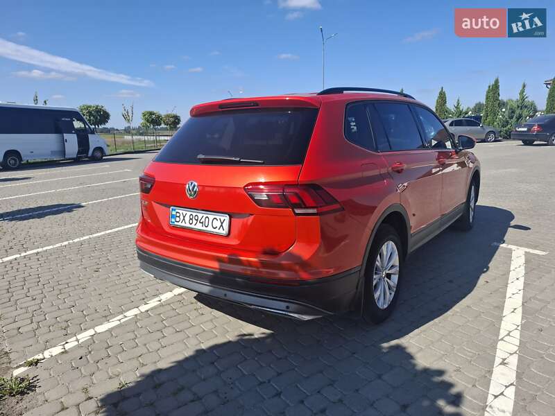 Внедорожник / Кроссовер Volkswagen Tiguan 2018 в Шепетовке