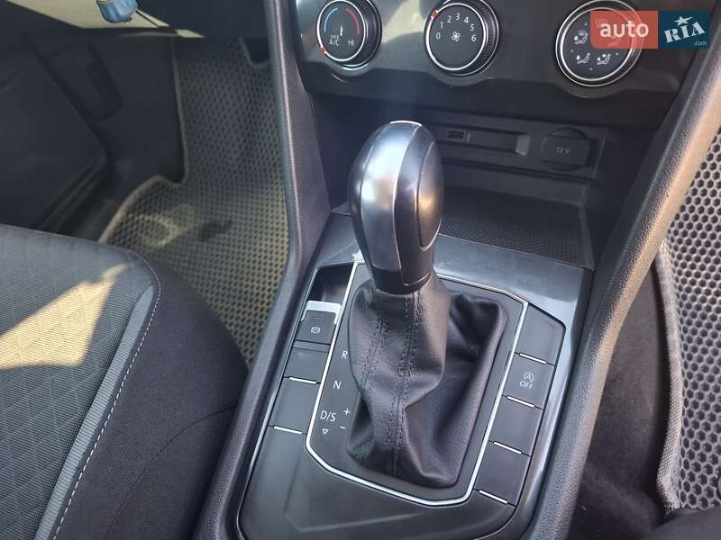 Внедорожник / Кроссовер Volkswagen Tiguan 2018 в Шепетовке