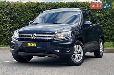 Позашляховик / Кросовер Volkswagen Tiguan 2016 в Києві