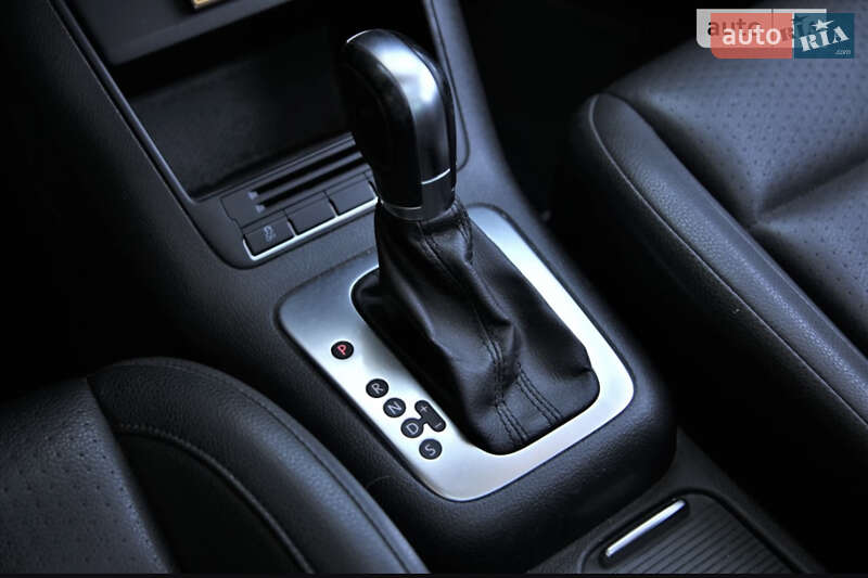 Внедорожник / Кроссовер Volkswagen Tiguan 2013 в Харькове