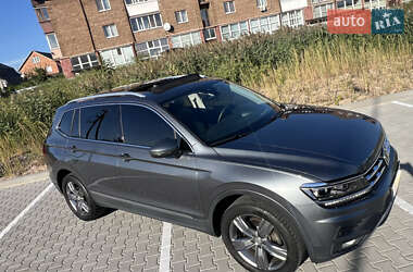 Позашляховик / Кросовер Volkswagen Tiguan 2020 в Києві