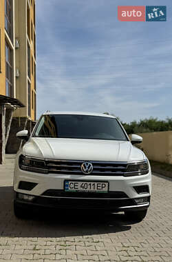 Внедорожник / Кроссовер Volkswagen Tiguan 2019 в Черновцах