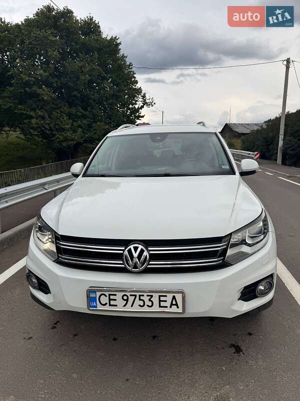 Внедорожник / Кроссовер Volkswagen Tiguan 2014 в Черновцах