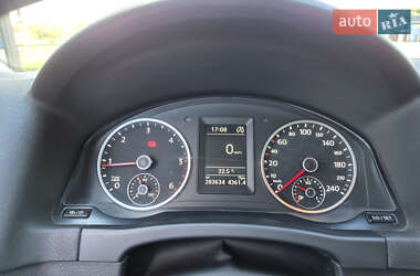 Внедорожник / Кроссовер Volkswagen Tiguan 2015 в 