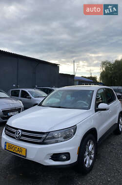 Внедорожник / Кроссовер Volkswagen Tiguan 2013 в Луцке
