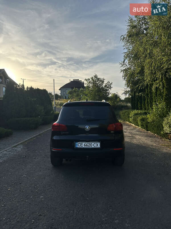 Внедорожник / Кроссовер Volkswagen Tiguan 2016 в Черновцах