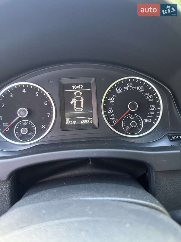 Внедорожник / Кроссовер Volkswagen Tiguan 2016 в Черновцах