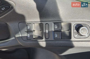 Внедорожник / Кроссовер Volkswagen Tiguan 2011 в 
