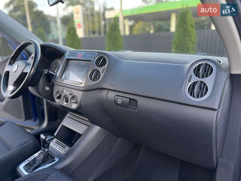 Внедорожник / Кроссовер Volkswagen Tiguan 2009 в Одессе фото 12 Внедорожник / Кроссовер Volkswagen Tiguan 2009 в Одессе