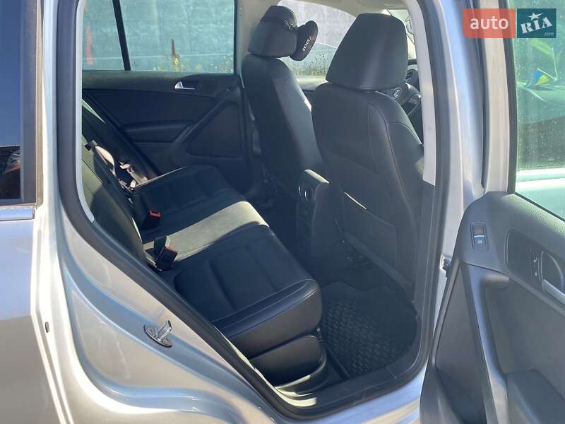 Внедорожник / Кроссовер Volkswagen Tiguan 2016 в Киеве фото 10 Внедорожник / Кроссовер Volkswagen Tiguan 2016 в Киеве