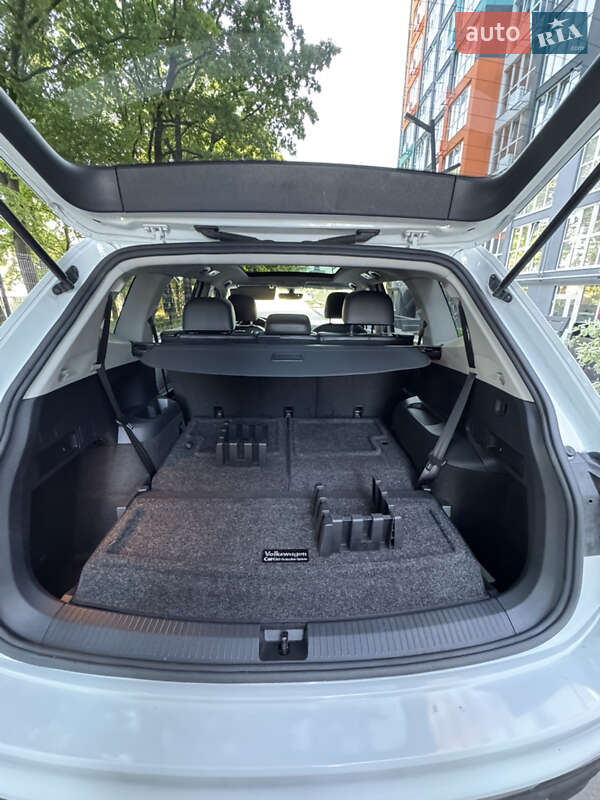Позашляховик / Кросовер Volkswagen Tiguan 2020 в Чернігові