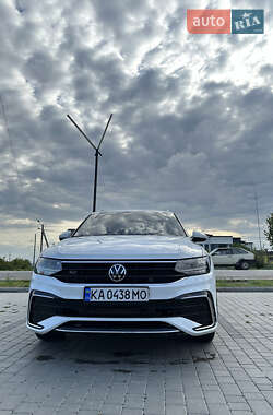 Внедорожник / Кроссовер Volkswagen Tiguan 2021 в Ивано-Франковске