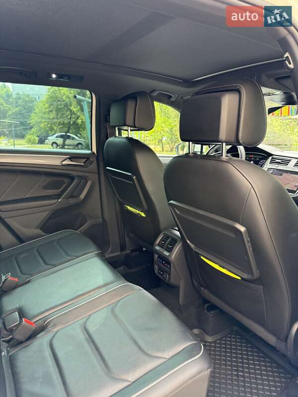 Внедорожник / Кроссовер Volkswagen Tiguan 2018 в Горишних Плавнях