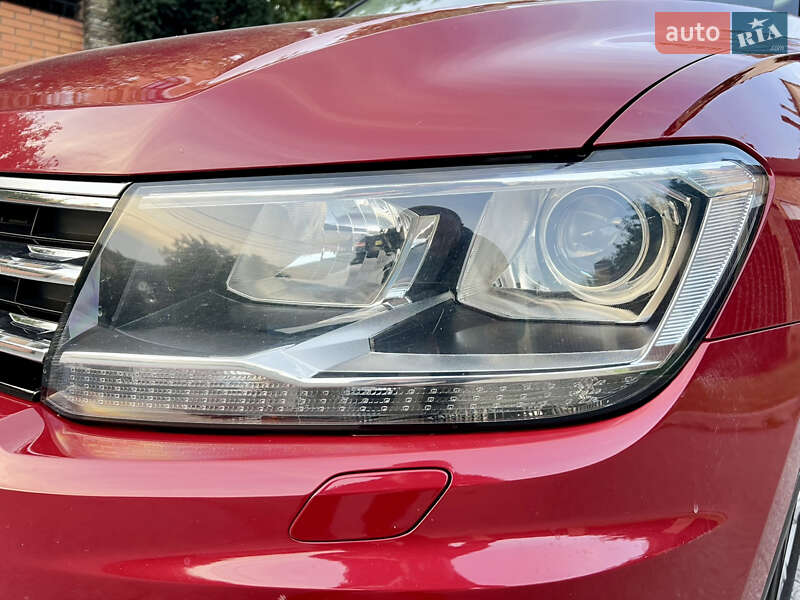 Позашляховик / Кросовер Volkswagen Tiguan 2017 в Києві