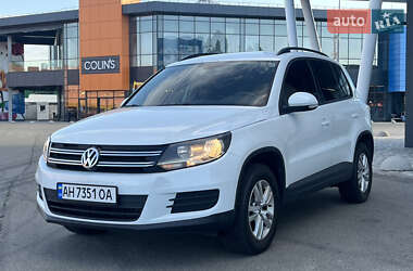 Внедорожник / Кроссовер Volkswagen Tiguan 2015 в Киеве