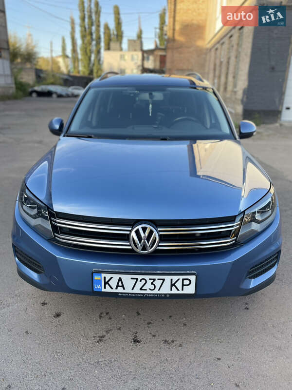 Внедорожник / Кроссовер Volkswagen Tiguan 2012 в Киеве