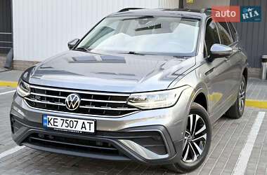 Позашляховик / Кросовер Volkswagen Tiguan 2022 в Кам'янському