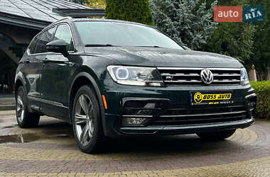 Внедорожник / Кроссовер Volkswagen Tiguan 2018 в Львове