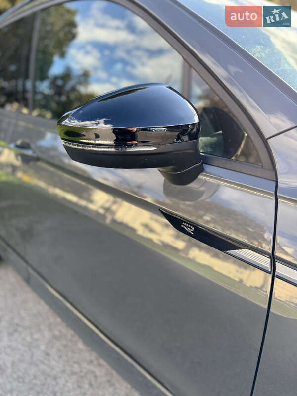 Внедорожник / Кроссовер Volkswagen Tiguan 2023 в Киеве