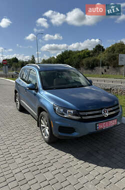 Внедорожник / Кроссовер Volkswagen Tiguan 2017 в Львове