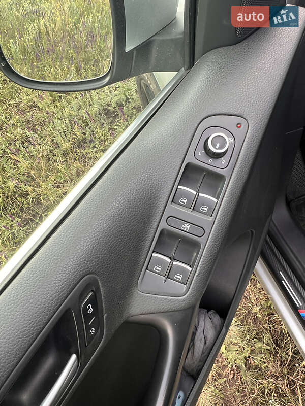 Внедорожник / Кроссовер Volkswagen Tiguan 2012 в Днепре