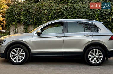 Внедорожник / Кроссовер Volkswagen Tiguan 2019 в Днепре