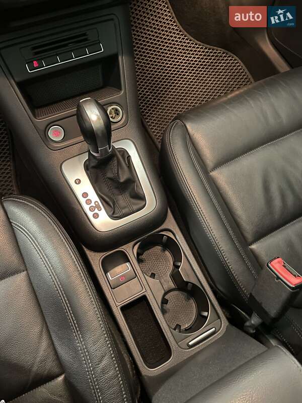 Внедорожник / Кроссовер Volkswagen Tiguan 2014 в Киеве