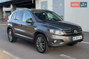 Позашляховик / Кросовер Volkswagen Tiguan 2011 в Києві