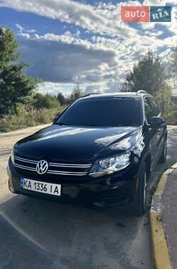Позашляховик / Кросовер Volkswagen Tiguan 2017 в Ірпені