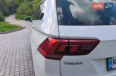 Внедорожник / Кроссовер Volkswagen Tiguan 2016 в Киеве
