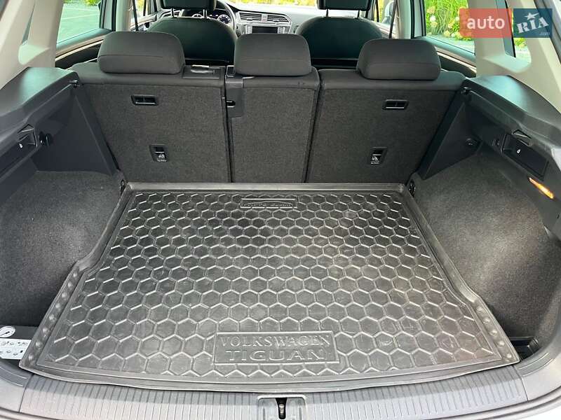 Позашляховик / Кросовер Volkswagen Tiguan 2016 в Луцьку