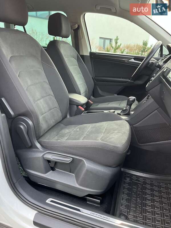 Позашляховик / Кросовер Volkswagen Tiguan 2016 в Луцьку