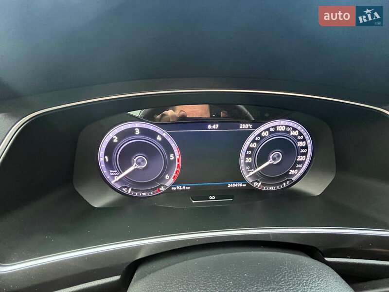 Позашляховик / Кросовер Volkswagen Tiguan 2016 в Луцьку