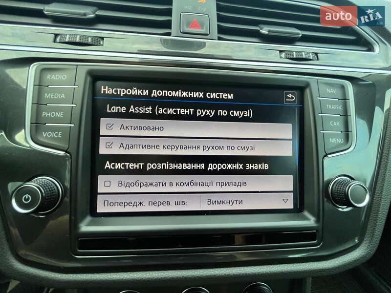 Позашляховик / Кросовер Volkswagen Tiguan 2016 в Луцьку