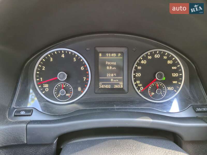 Внедорожник / Кроссовер Volkswagen Tiguan 2011 в Полтаве