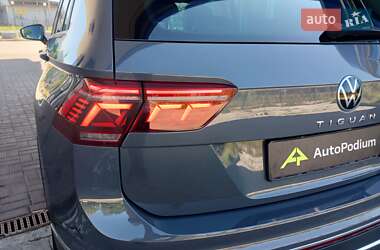 Внедорожник / Кроссовер Volkswagen Tiguan 2021 в 
