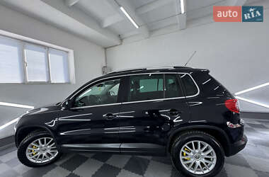 Внедорожник / Кроссовер Volkswagen Tiguan 2011 в 