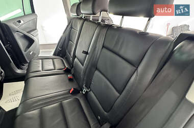 Внедорожник / Кроссовер Volkswagen Tiguan 2011 в 