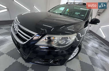 Внедорожник / Кроссовер Volkswagen Tiguan 2011 в 