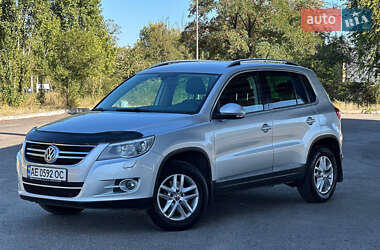 Позашляховик / Кросовер Volkswagen Tiguan 2010 в Дніпрі