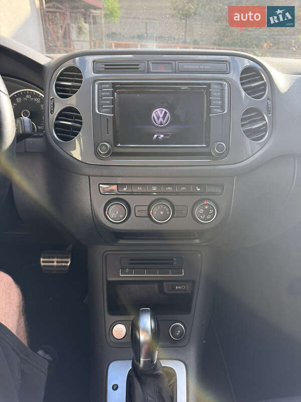 Внедорожник / Кроссовер Volkswagen Tiguan 2015 в Стрые