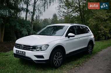 Внедорожник / Кроссовер Volkswagen Tiguan 2021 в Одессе